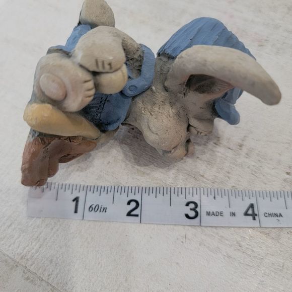 Frumps D & D Studios Bunny Rabbit Figurine with baseball cap bat ball vintage - Picture 3 of 4